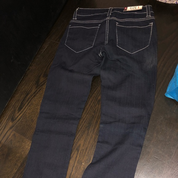 Jeans - Picture 1 of 2